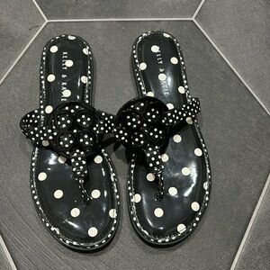 Kelly & Katie size 9